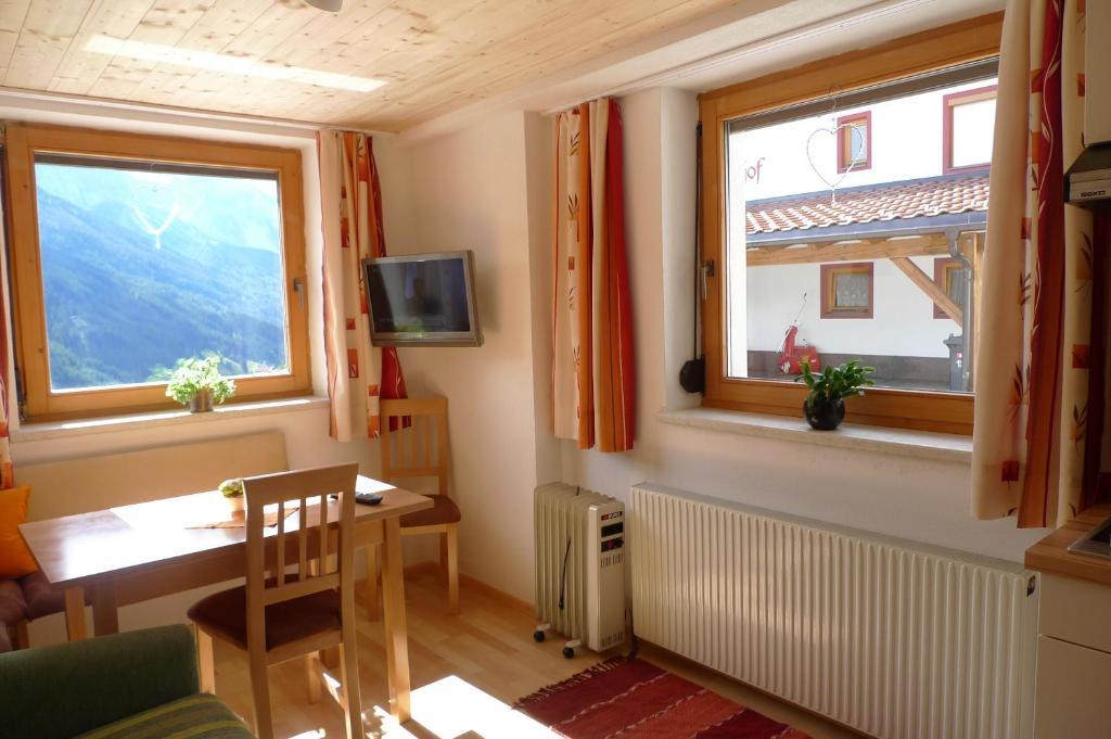 Single Apartment Martlerhof トゥクス 部屋 写真